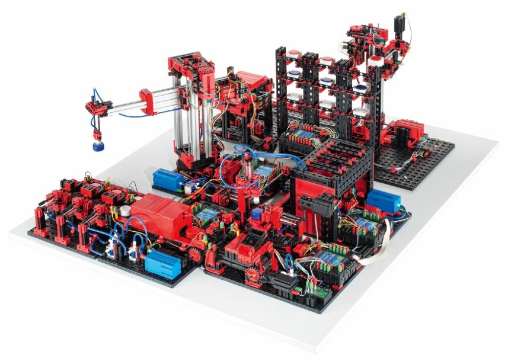 Visualisierung der Fischertechnik Modellfabrik als Simulation für die Industrie 4.0